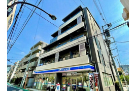 新宿区新小川町のマンションの外観