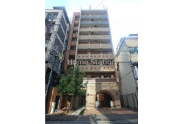 グランセレブ本町の外観