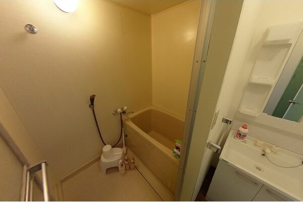 アークセカンドの浴室