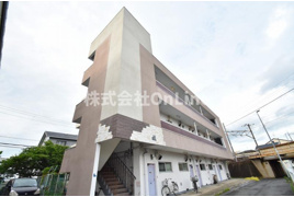 東大阪市鴻池徳庵町のマンションの外観