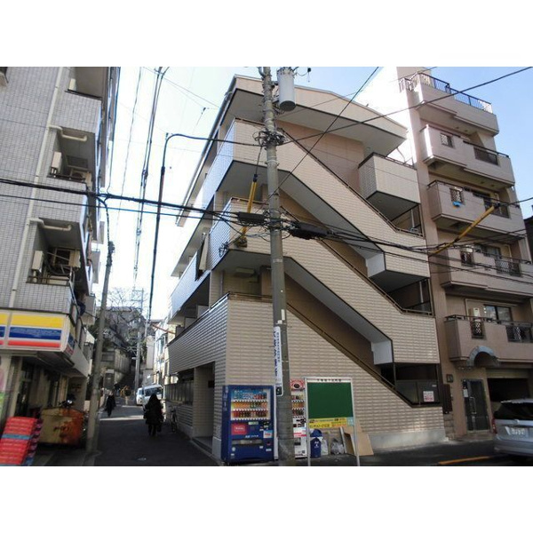 ジュネス新大塚の外観