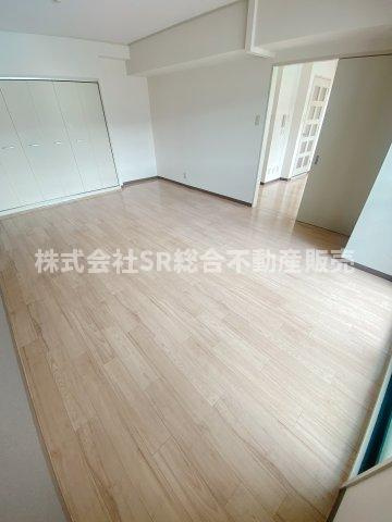 アルデールエスパシオの洋室