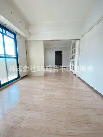 アルデールエスパシオの居間