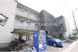 クレイノルナルミエール三郷の外観