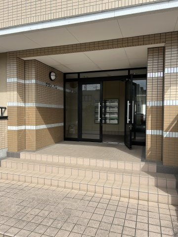 【グランパレのエントランス】
