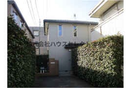 世田谷区深沢の戸建ての外観