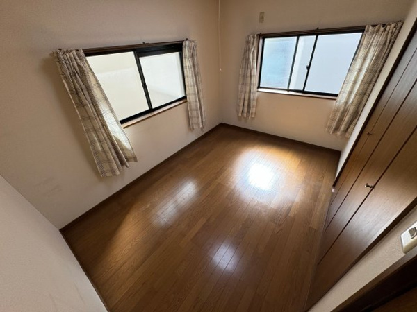 【豊中市玉井町戸建ての内装】