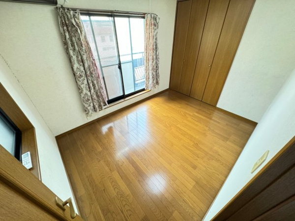 【豊中市玉井町戸建ての内装】