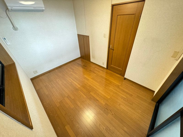 【豊中市玉井町戸建ての内装】