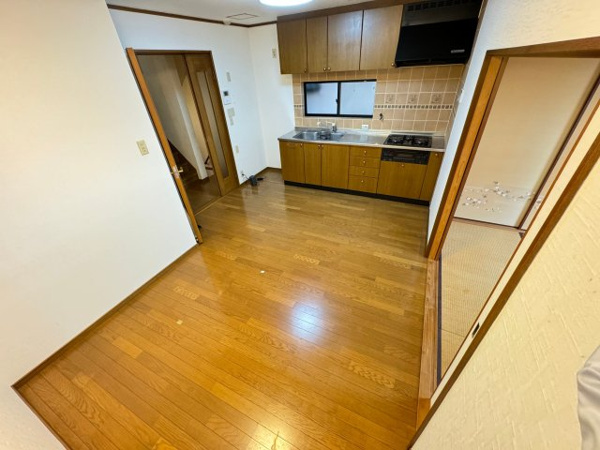 【豊中市玉井町戸建ての居間】