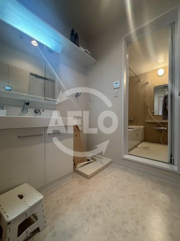 【ZEUS 20XXの洗面所】