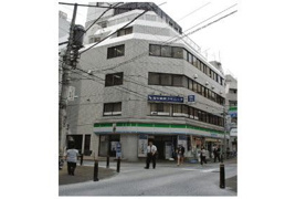 大橋御苑駅ビル別館の外観