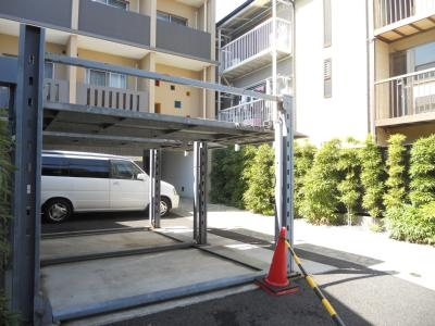 珠光ビル四条大宮Ⅱの駐車場