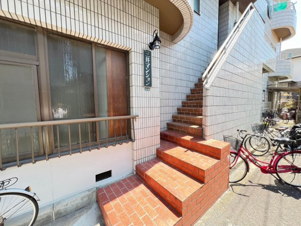 三井マンションのエントランス