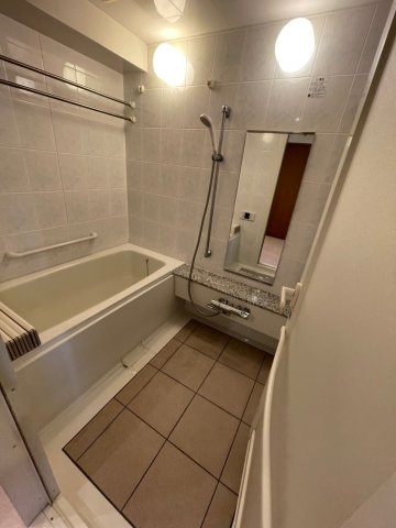 リベールシティ北梅田グランシャリオの浴室