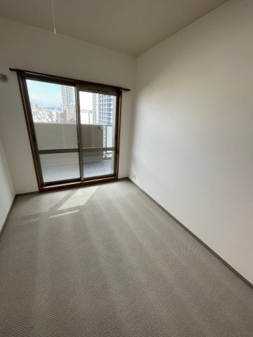 リベールシティ北梅田グランシャリオの居間