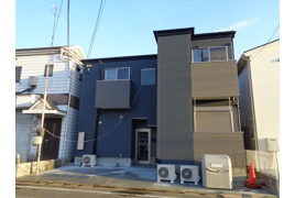 アークプレイス上尾春日の外観