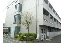 横浜エースマンションの外観