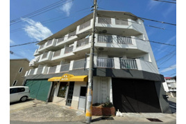 エフビルの外観