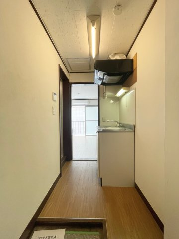 エンゼルマンションの玄関