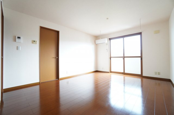 アークパレスの居間