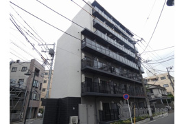 Log鶴見の外観