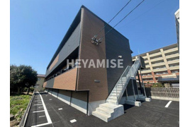 デ・クメール新大村駅前の外観