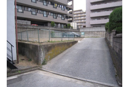 吉田登戸駐車場の外観