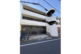 レ・スタ野方の外観