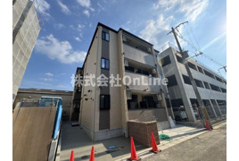 東大阪市衣摺のアパートの外観