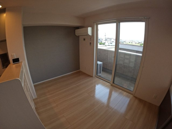 【プレミアム十番館の居間】