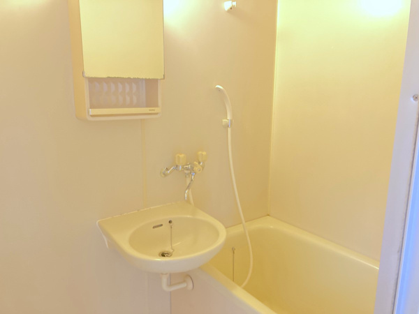 【ストリーム津島の浴室】