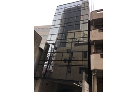 J.SKY.BLDGビルの外観