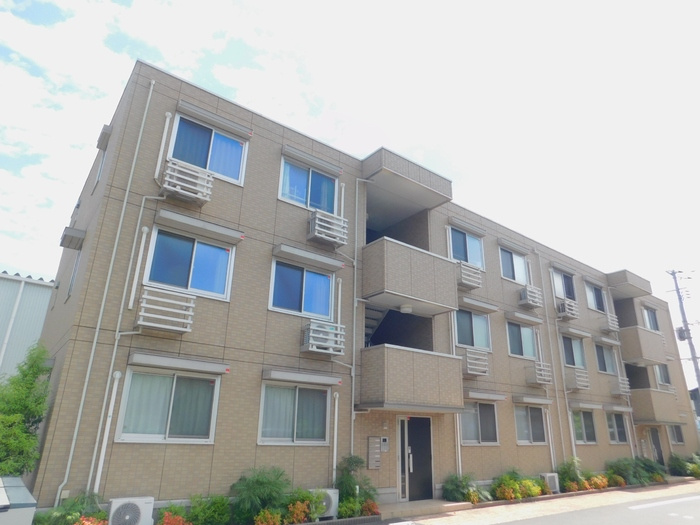 倉敷市広江2丁目&nbsp;3階建&nbsp;築13年のイメージ