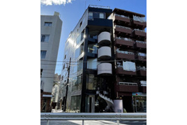 西麻布来山ビルの外観