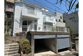 小坪南ヶ丘テラスハウスA棟の外観