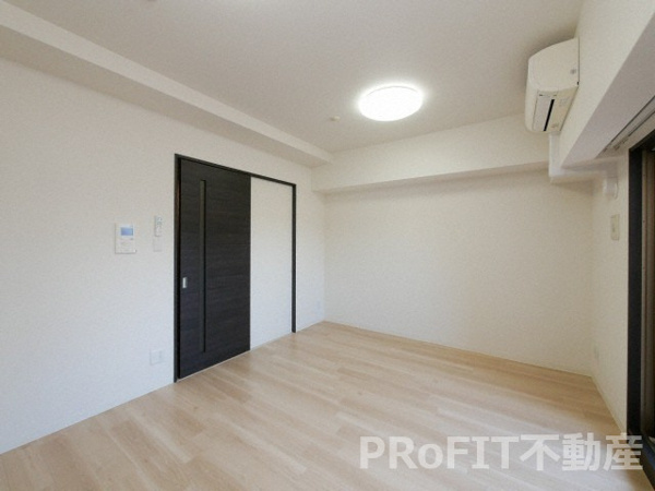 ふぁみ ゆ日本橋IIの洋室