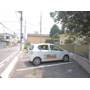 パンション・トレビアンの駐車場