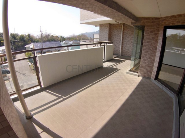 ラビスタ宝塚イーストヴィラ１番館のバルコニー