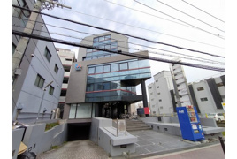 吹田市江坂町の事務所の外観