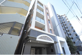 センチュリーハイツ金城の外観