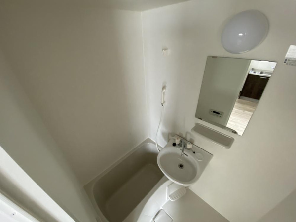 【大横マンションの浴室】