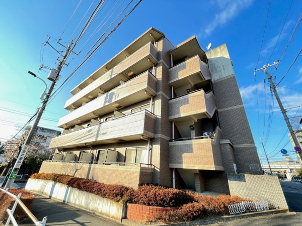 グリーンフォレストの外観