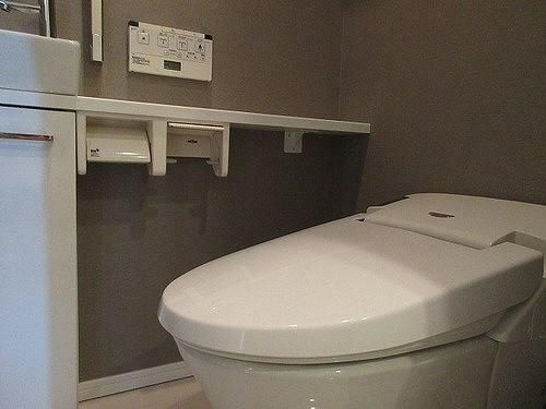 シティハウス四谷三丁目のトイレ