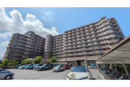 ライオンズマンション貝塚モリスの外観