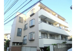 シャトル大蔵の外観