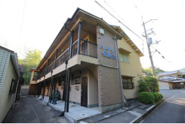 ハイツ釈迦谷の外観