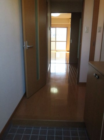 【リヴェールⅡの玄関】