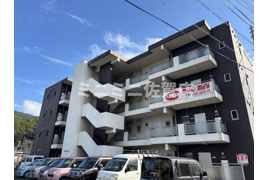 西松浦郡有田町二ノ瀬のマンションの外観