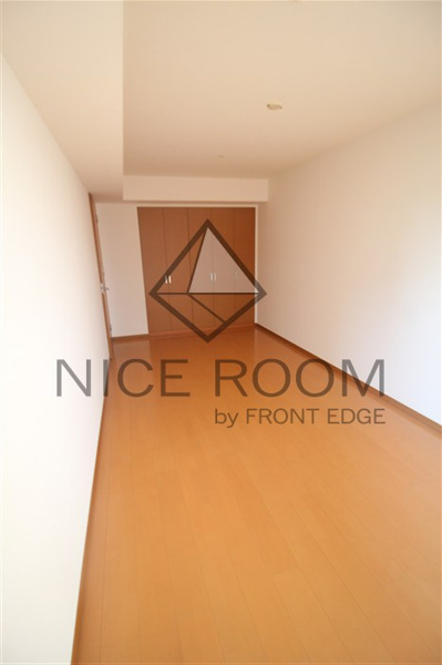 リーガル四ツ橋立売堀Ⅱの寝室